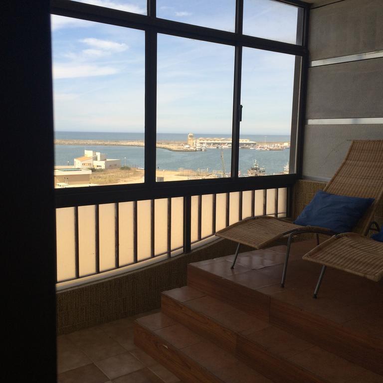 Em Frente A Praia E Marina 빌다도콘데 외부 사진